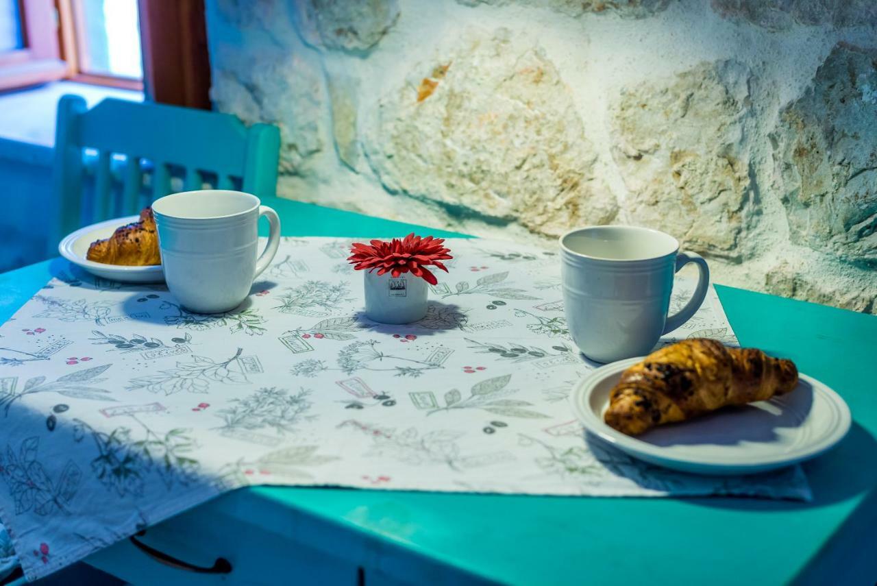 Historical Old Town Apartment *