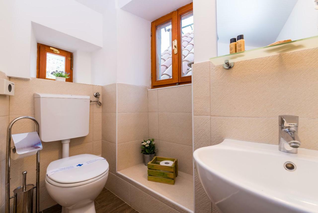 Historical Old Town Apartment